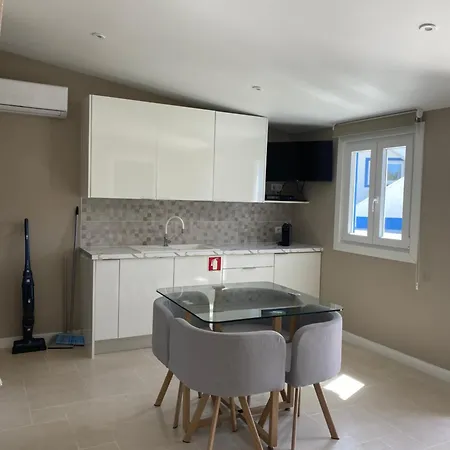 Casa Oliveira بيت للعطل Pegões